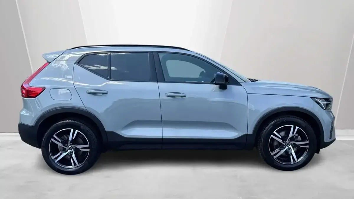 Used Volvo XC40 Plus 161 HP (118 kW) 2024 SUV