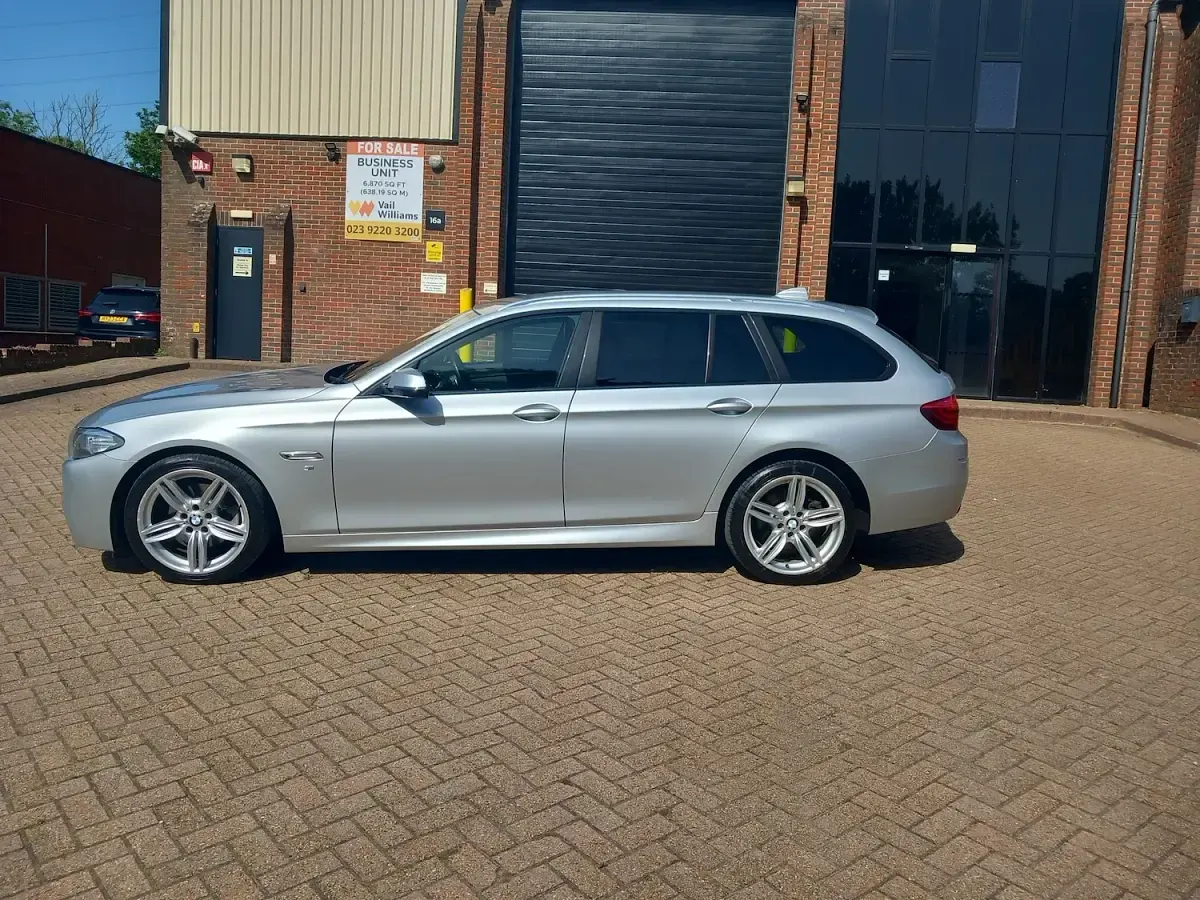 Used BMW 520 M Sport 184 HP (135 kW) 2014 Silver Estate