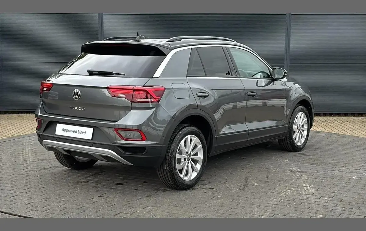 New VW T-Roc Match 113 HP (83 kW) 2026 Grey SUV