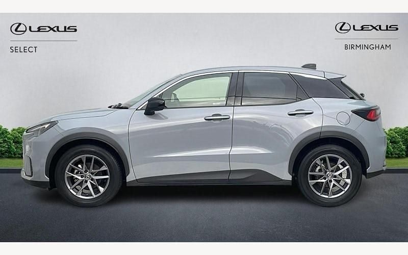 Used Lexus LBX 136 HP (100 kW) 2025 SUV