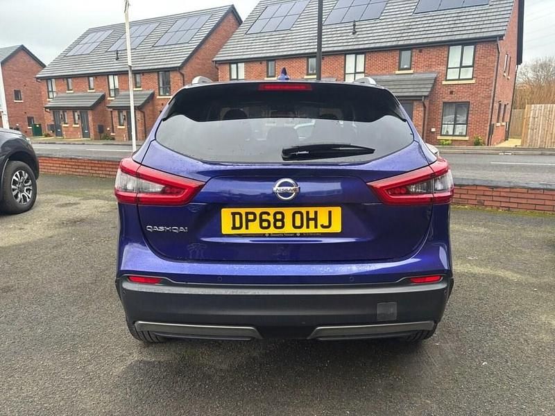 Used Nissan Qashqai N-Connecta 115 HP (84 kW) 2018 Blue SUV
