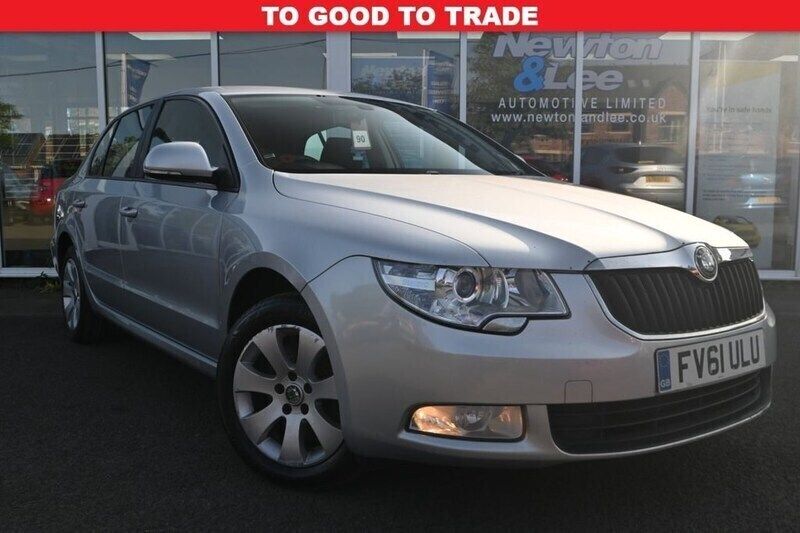 Silver Used 2011 Skoda Superb Hatchback | £1,495 - Image 1/4
