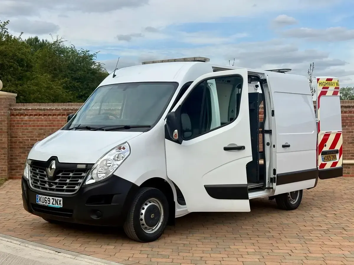 Used Renault Master Komfort 2019 White Van