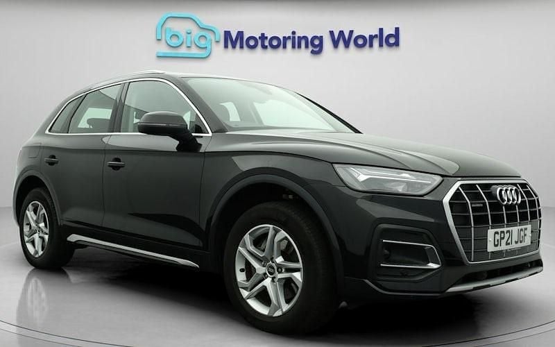 Used 2024 Audi Q5 Sport SUV | £26,050 (Super price) - Image 1/4