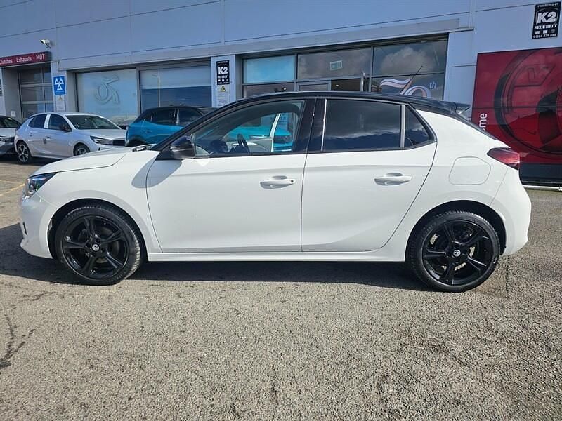 Used Vauxhall Corsa GS Line 100 HP (73 kW) 2022 White Hatchback