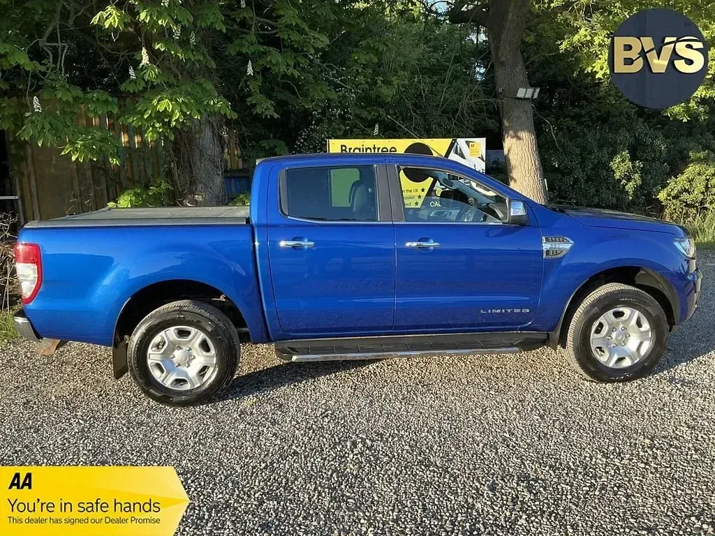 Begagnad Ford Ranger Limited 2019 Blå Pickup