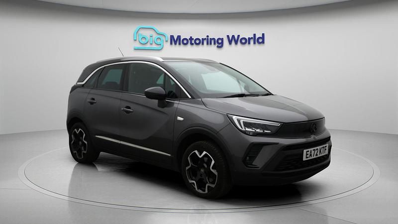 Used 2022 Vauxhall Crossland Ultimate SUV | £13,137 (A bit pricey) - Image 1/4