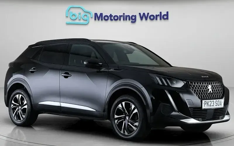 Second-hand Peugeot 2008 GT 131 CP (96 kW) 2023 SUV