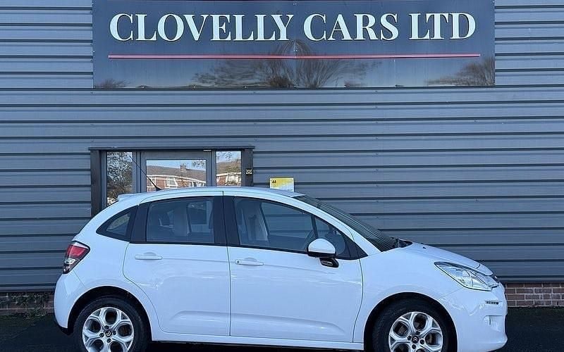 White Used 2016 Citroën C3 PureTech Hatchback | £4,499 (Super price) - Image 1/3