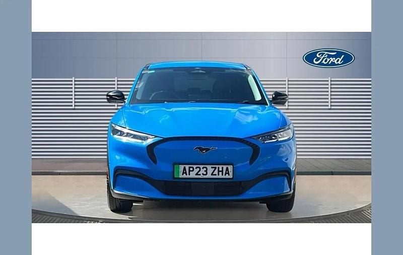 Usado Ford Mustang Mach-E Standard Range 197 kW (269 HP) 2023 Azul SUV