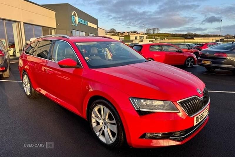 Used Skoda Superb SE L Executive 150 HP (110 kW) 2016 Red Estate