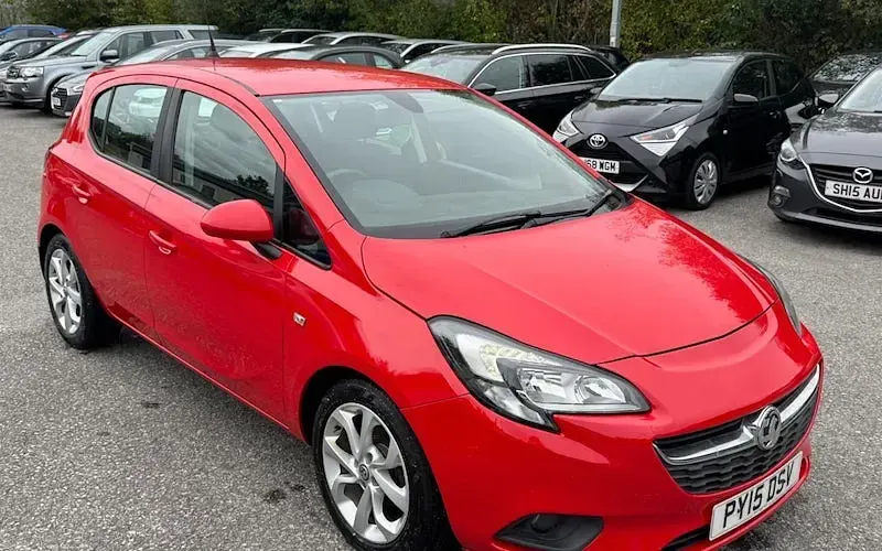 Used Vauxhall Corsa Excite 90 HP (66 kW) 2015 Red Hatchback