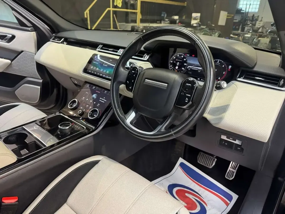 Used Land Rover Range Rover Velar SE Dynamic 2019 Black SUV