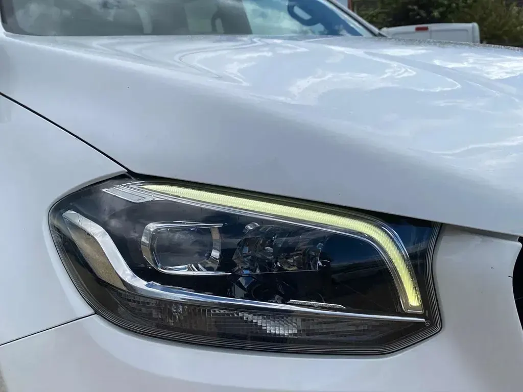 Used Mercedes X250 Progressive 190 HP (139 kW) 2019 White Pickup