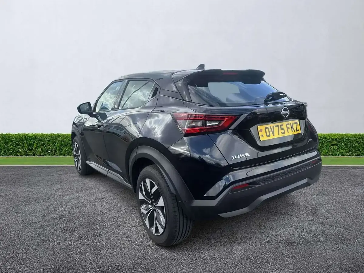 Used Nissan Juke Acenta Premium 114 HP (83 kW) 2025 Black SUV