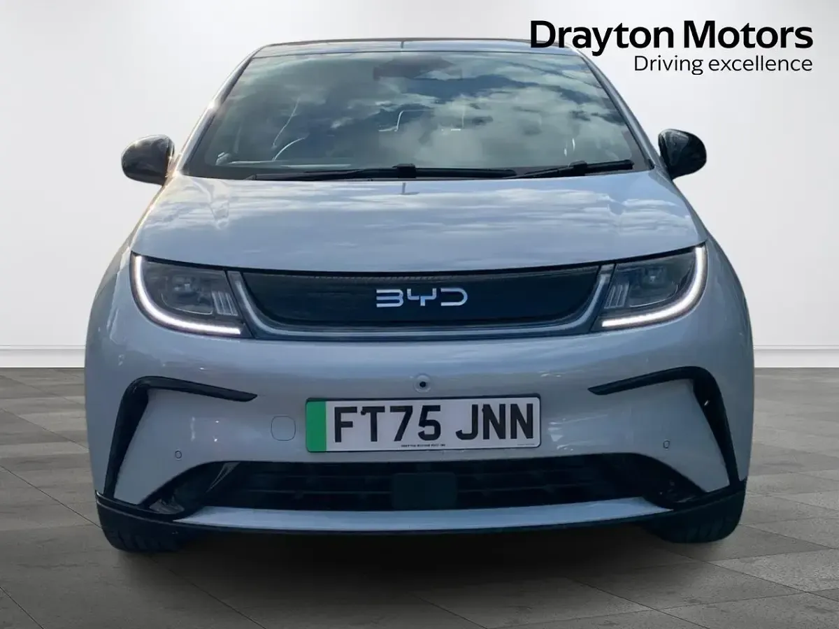 Used BYD Dolphin Comfort 150 kW (204 HP) 2026 White Hatchback