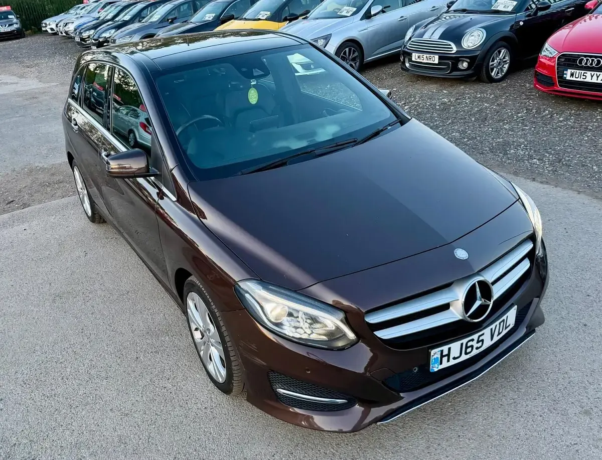 Used Mercedes B200 Premium Plus 2015 Bronze Hatchback