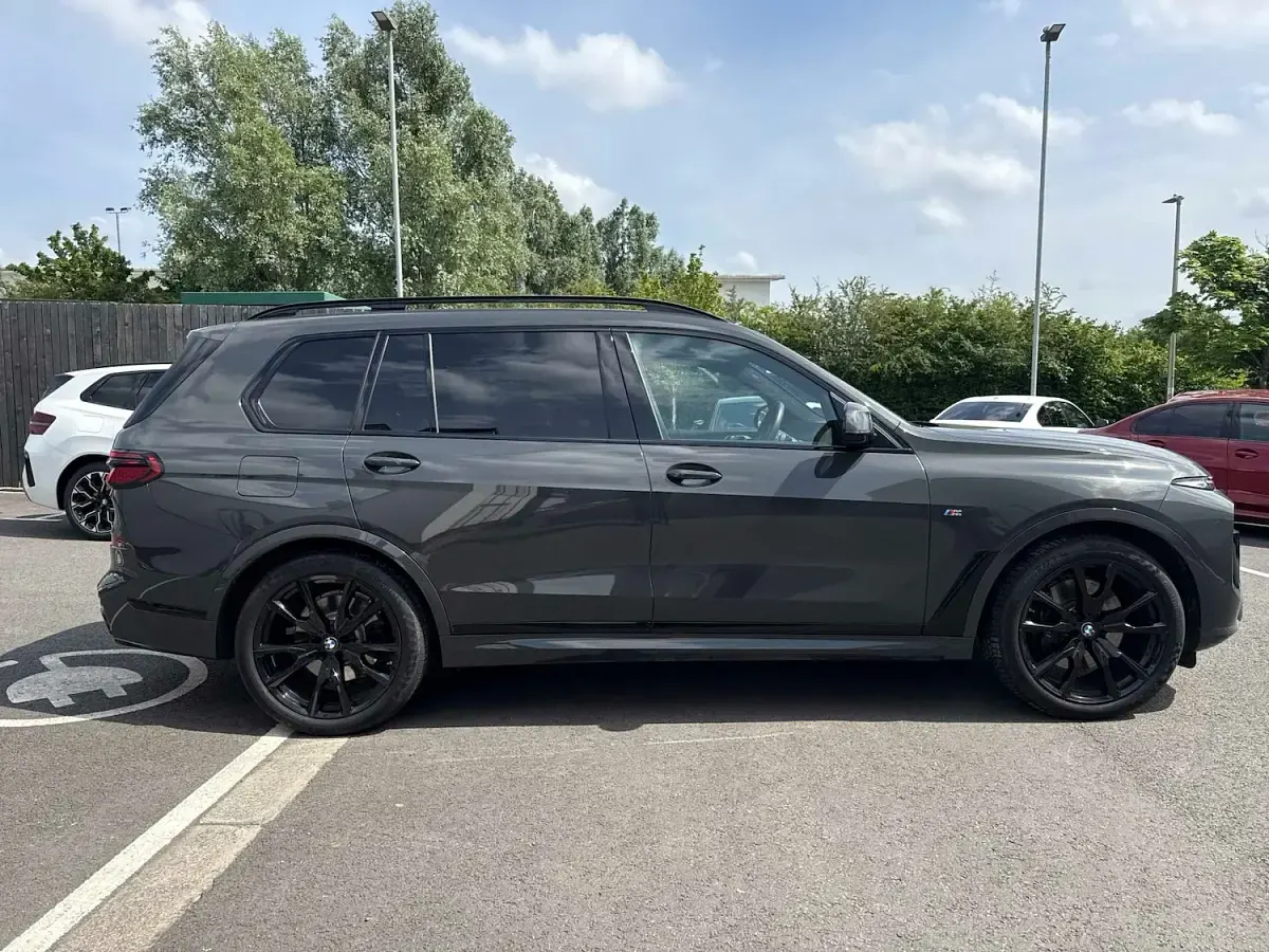 Used BMW X7 M Sport 380 HP (279 kW) 2025 Grey SUV