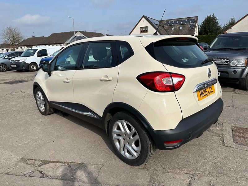 Used Renault Captur Dynamique 2015 Cream SUV