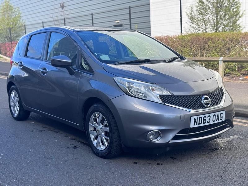 Begagnad Nissan Note Acenta 90 HK (66 kW) 2013 Grå Halvkombi