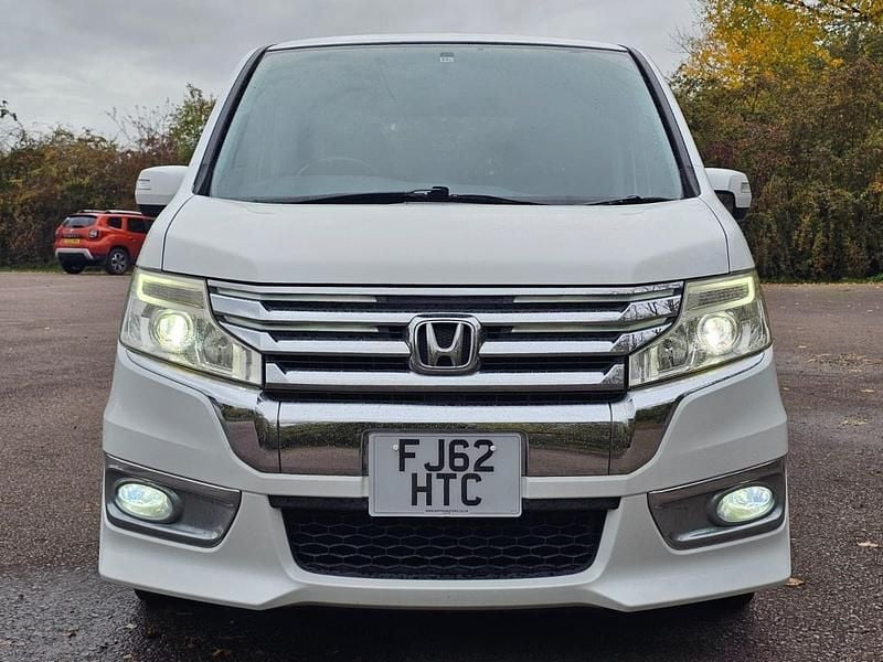 Used Honda Stepwgn 2024 White MPV