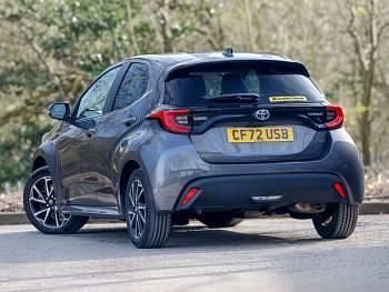 Used Toyota Yaris Hybrid Design 116 HP (85 kW) 2023 Grey Hatchback