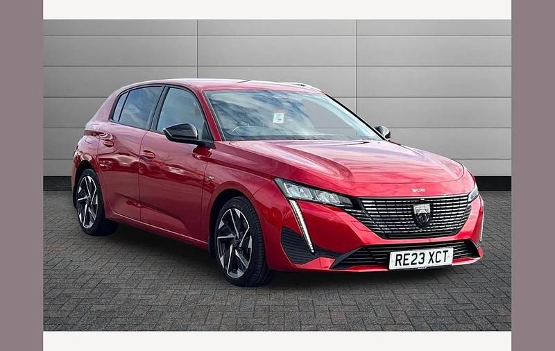 Used Peugeot 308 Allure Premium 180 HP (132 kW) 2023 Red Hatchback