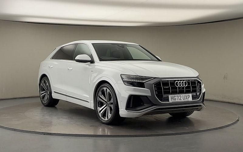 Glacier white metallic/glacier white metallic Used 2022 Audi Q8 S-Line SUV | £40,000 (Good price) - Image 1/4