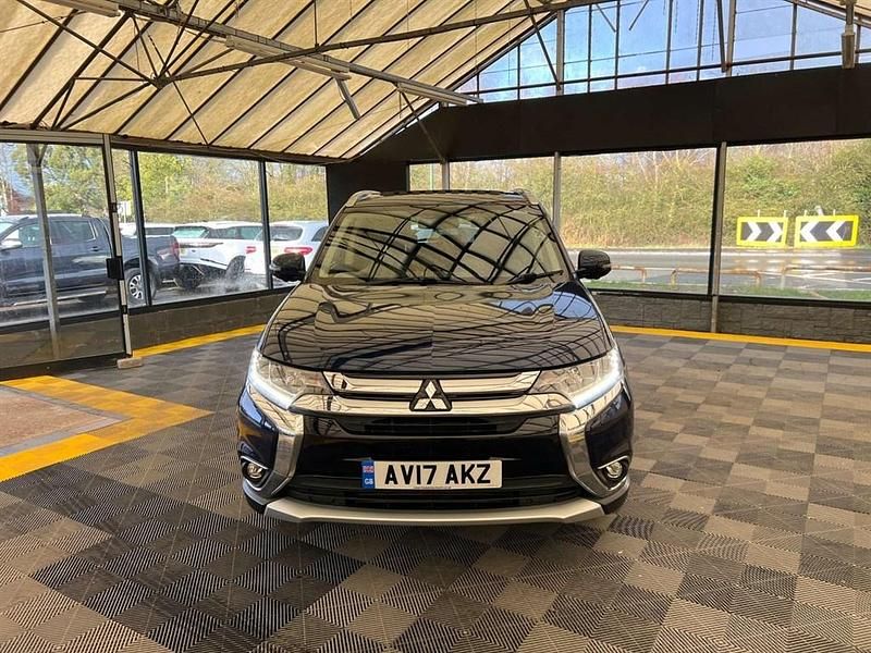Usado Mitsubishi Outlander 150 HP (110 kW) 2017 Azul SUV