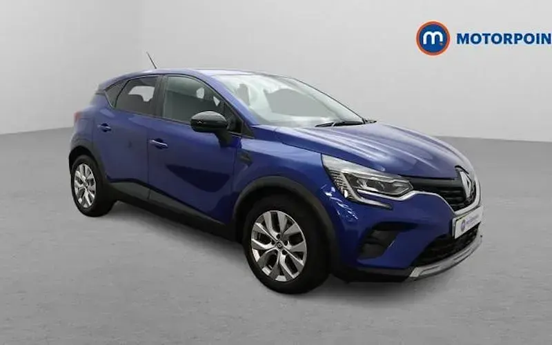 Używany Renault Captur Iconic 91 KM (66 kW) 2022 SUV