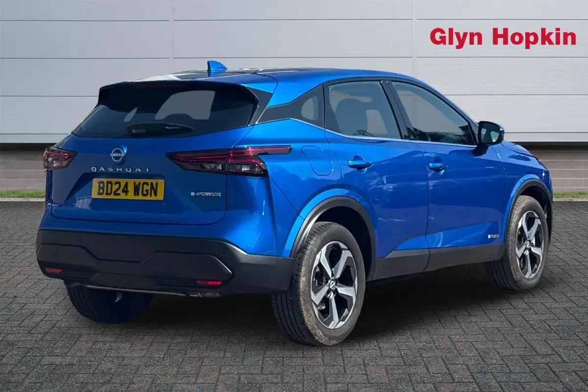 Used Nissan Qashqai Acenta Premium 190 HP (139 kW) 2024 Blue SUV