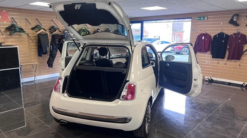 Used Fiat 500 Lounge 69 HP (50 kW) 2015 White Hatchback