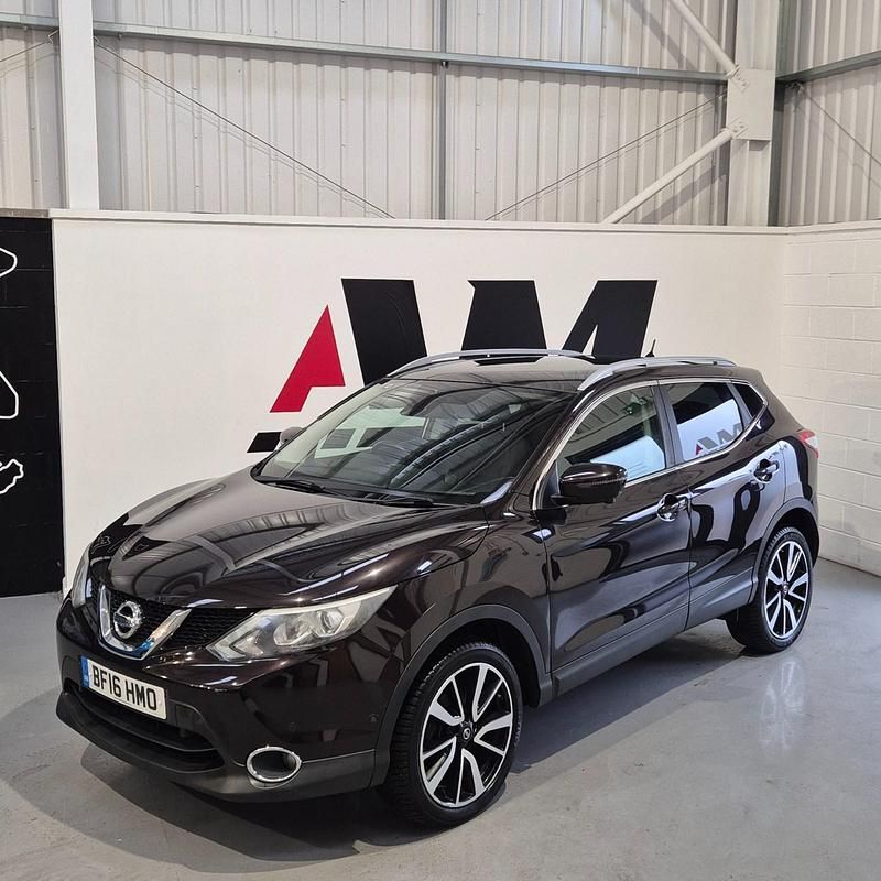 Used Nissan Qashqai Tekna 130 HP (95 kW) 2016 Black SUV