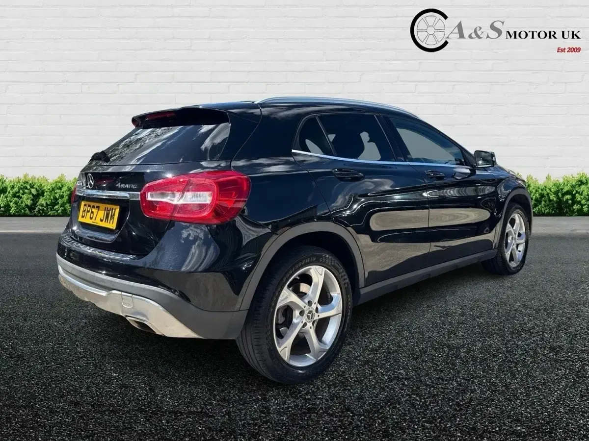 Used Mercedes GLA220 175 HP (128 kW) 2018 Black SUV