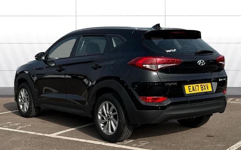 Used Hyundai Tucson SE 132 HP (97 kW) 2017 Black SUV