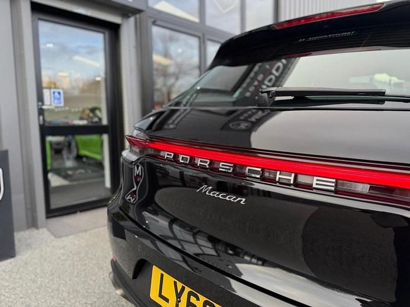 Used Porsche Macan 2019 Black SUV