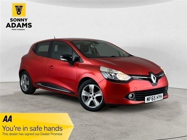 Red Used 2015 Renault Clio IV Dynamique Hatchback | £3,990 (Good price) - Image 1/1