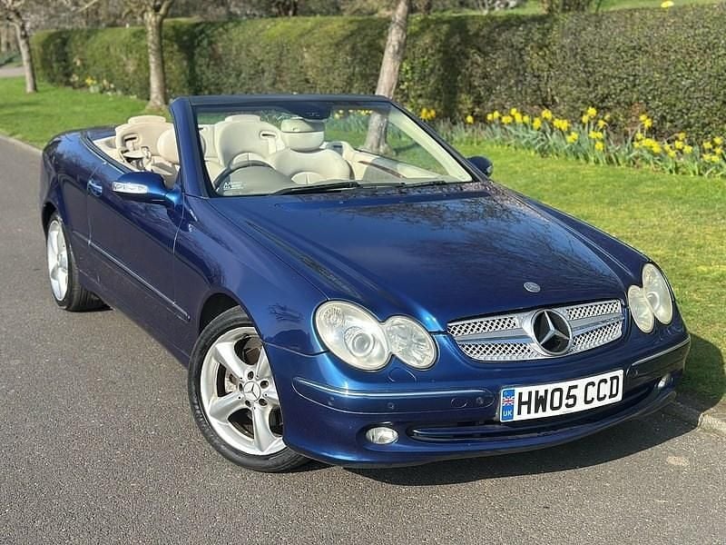 Used Mercedes CLK320 Elegance 2005 Blue Cabriolet