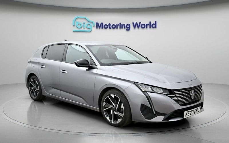 Second-hand Peugeot 308 Allure Premium 131 CP (96 kW) 2023 Gri Hatchback