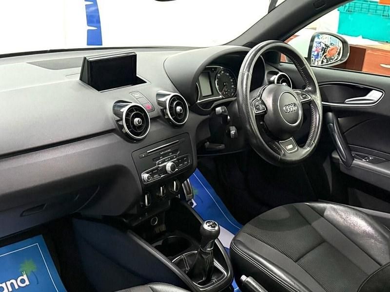 Used Audi A1 S-Line 95 HP (69 kW) 2018 White Hatchback