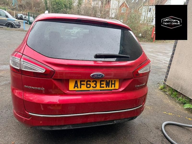 Used Ford Mondeo Business Edition 163 HP (119 kW) 2013 Red Estate