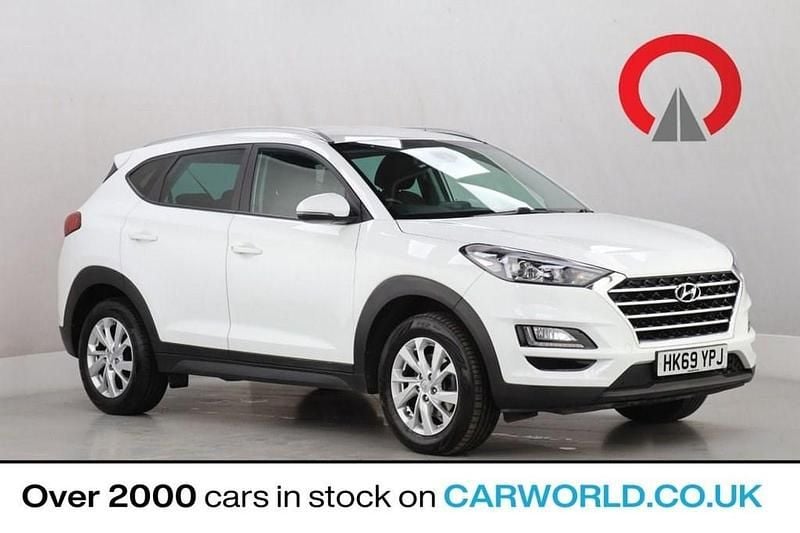 Used Hyundai Tucson SE 132 HP (97 kW) 2019 White SUV