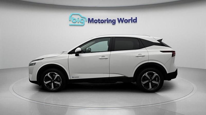 Used Nissan Qashqai N-Connecta 190 HP (139 kW) 2023 White SUV