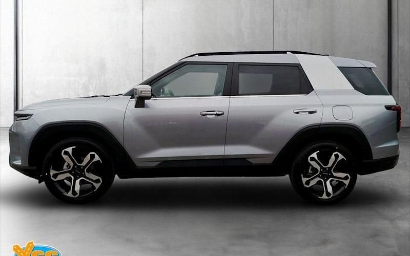 Used Ssangyong (KGM) Torres 177 HP (130 kW) 2025 Silver SUV