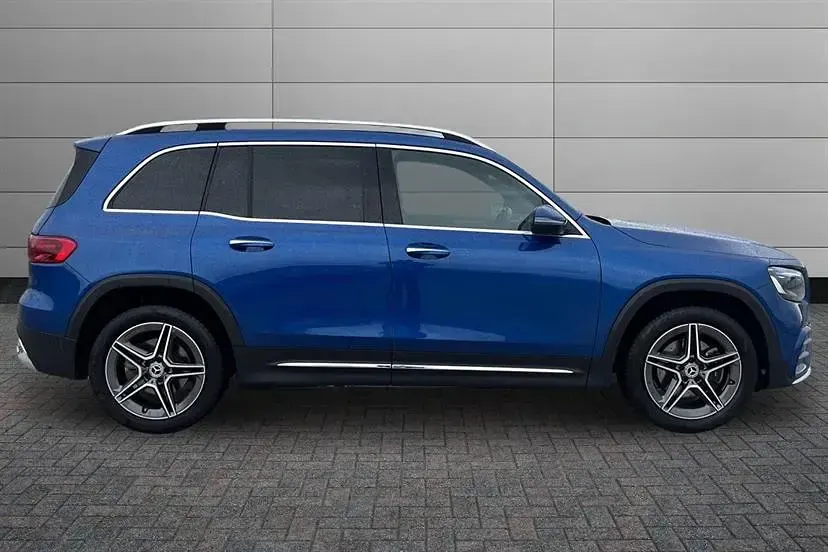 Used Mercedes GLB200 Executive 163 HP (119 kW) 2025 Spectral blue SUV