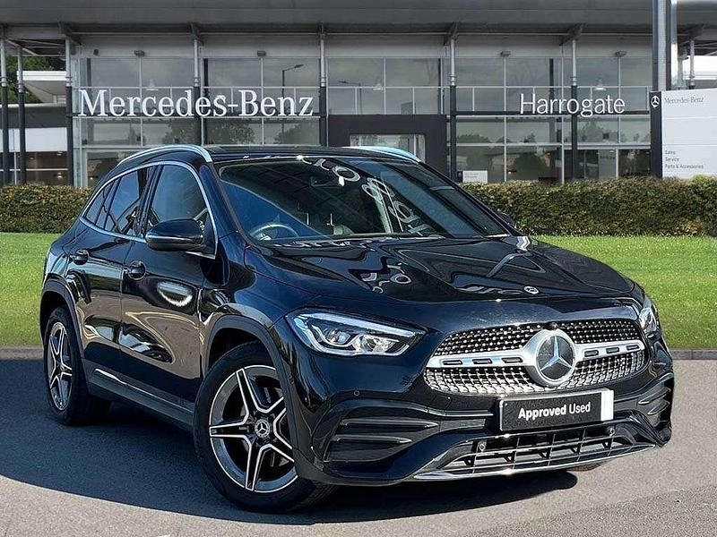 Black Used 2022 Mercedes GLA200 Executive SUV | £27,350 (Fair price) - Image 1/4
