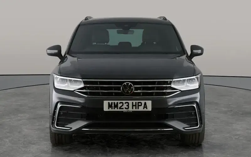 Used VW Tiguan R-line 150 HP (110 kW) 2023 Grey SUV