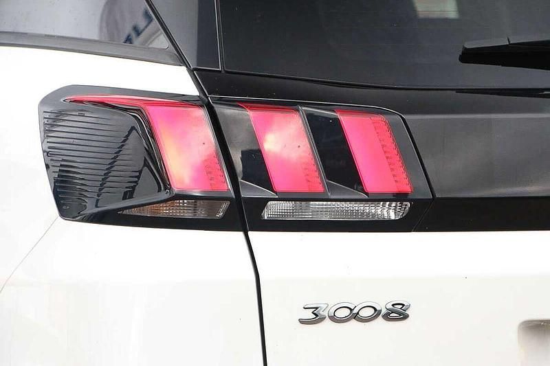 Used Peugeot 3008 Allure 2018 White SUV
