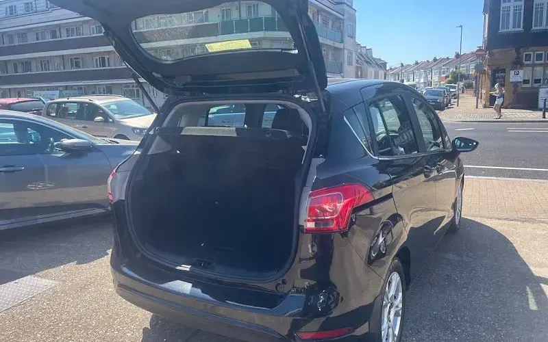 Used Ford B-MAX Zetec 105 HP (77 kW) 2016 MPV