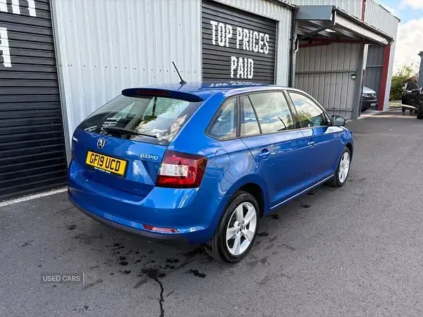 Usado Skoda Rapid SE 95 HP (69 kW) 2019 Azul Citadino
